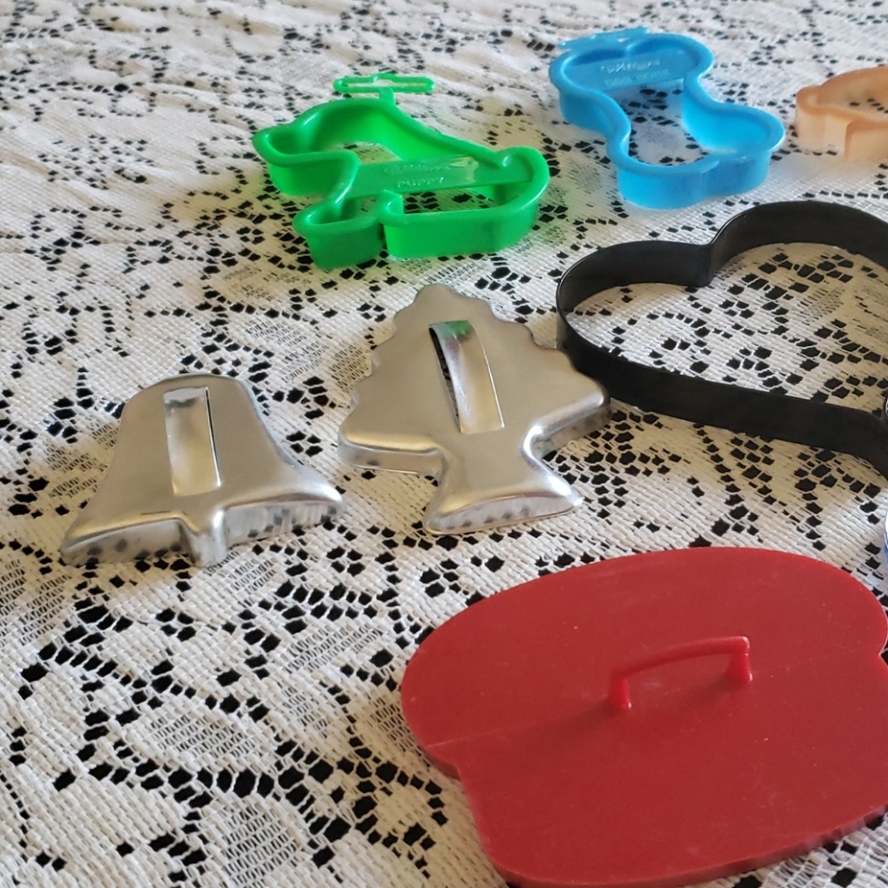 Various Shapes Cookie Cutters. - Picture 2 of 9